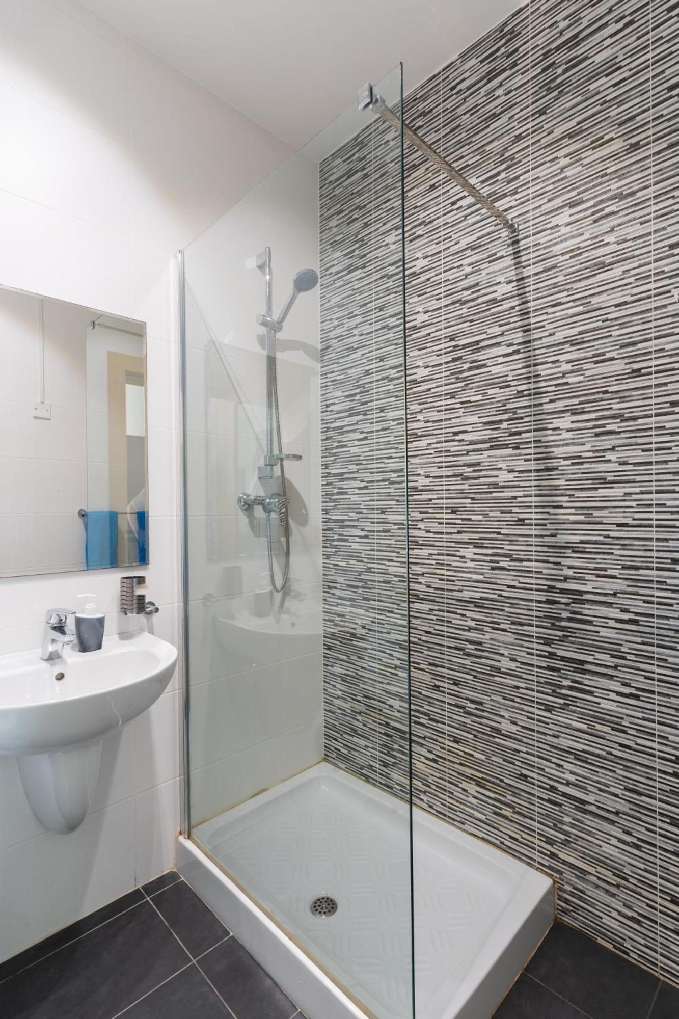 2 Bedroom In Central St Julians Prime Location In Paceville Apt 3 By Vaganza Сент Джулианс Экстерьер фото