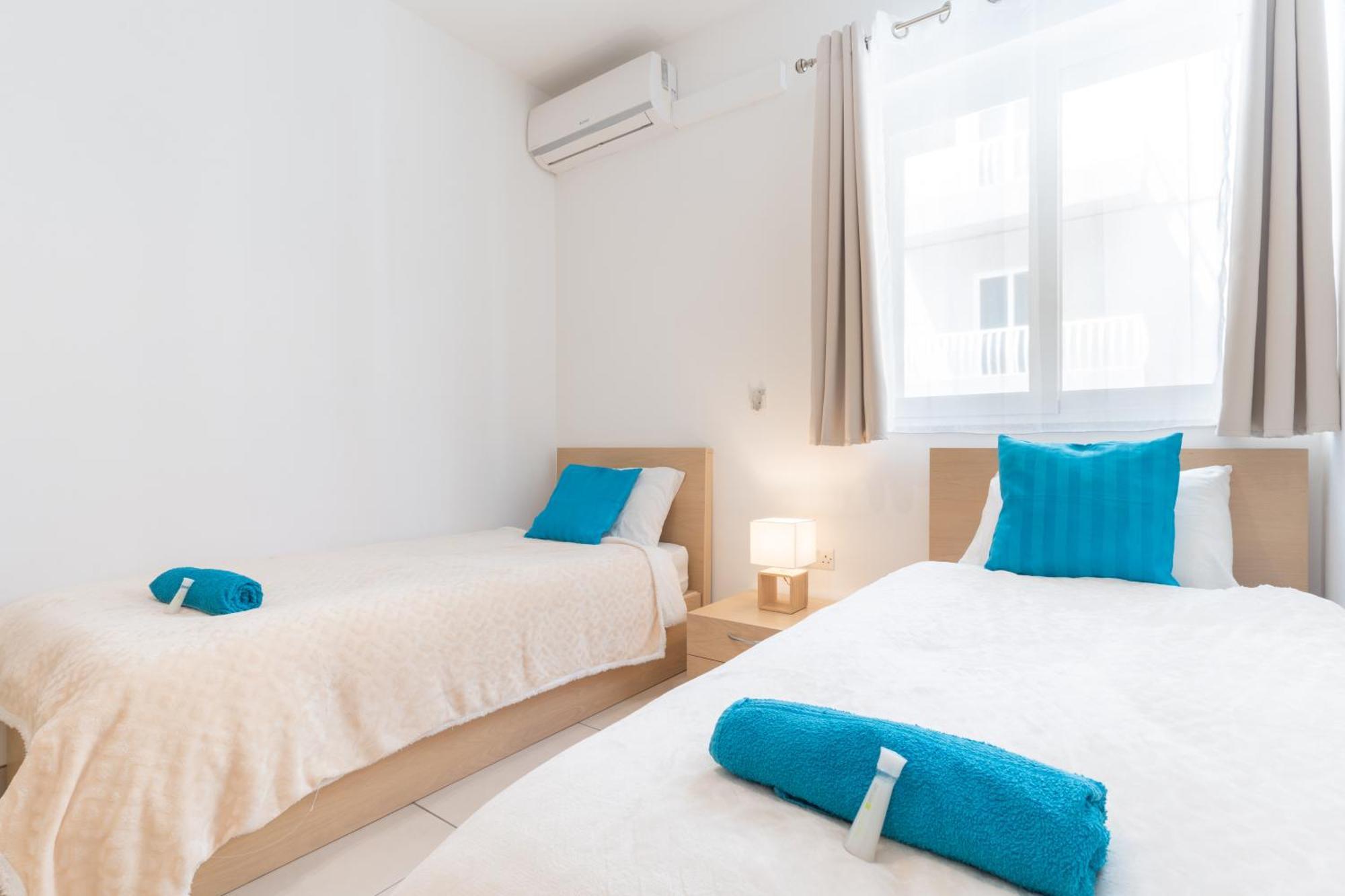 2 Bedroom In Central St Julians Prime Location In Paceville Apt 3 By Vaganza Сент Джулианс Экстерьер фото